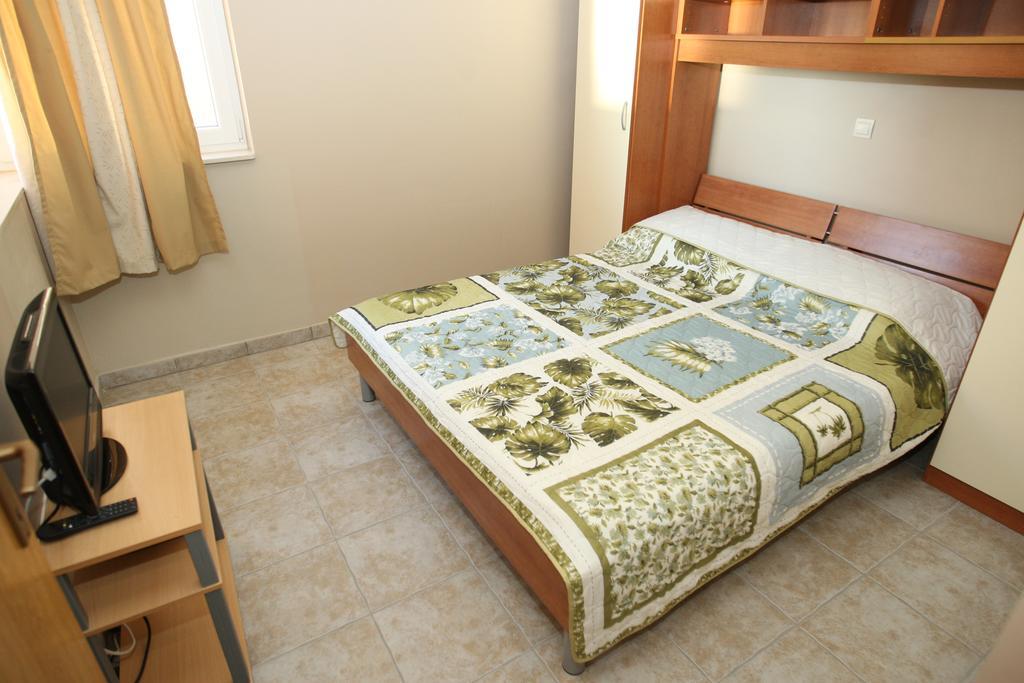 Sea View Apartments Nina Врси Номер фото
