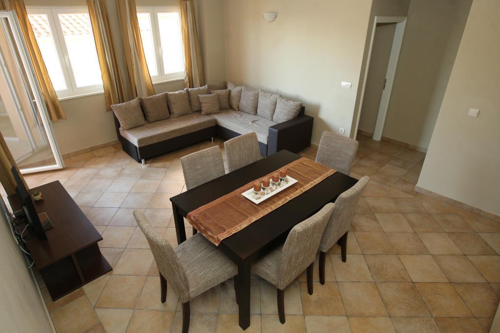 Sea View Apartments Nina Врси Екстер'єр фото